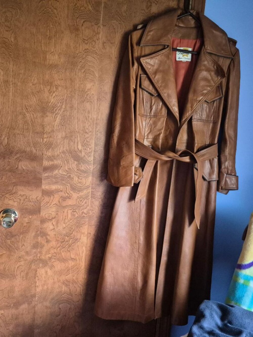 Urban Elegance: The Limited Long Leather Jacket